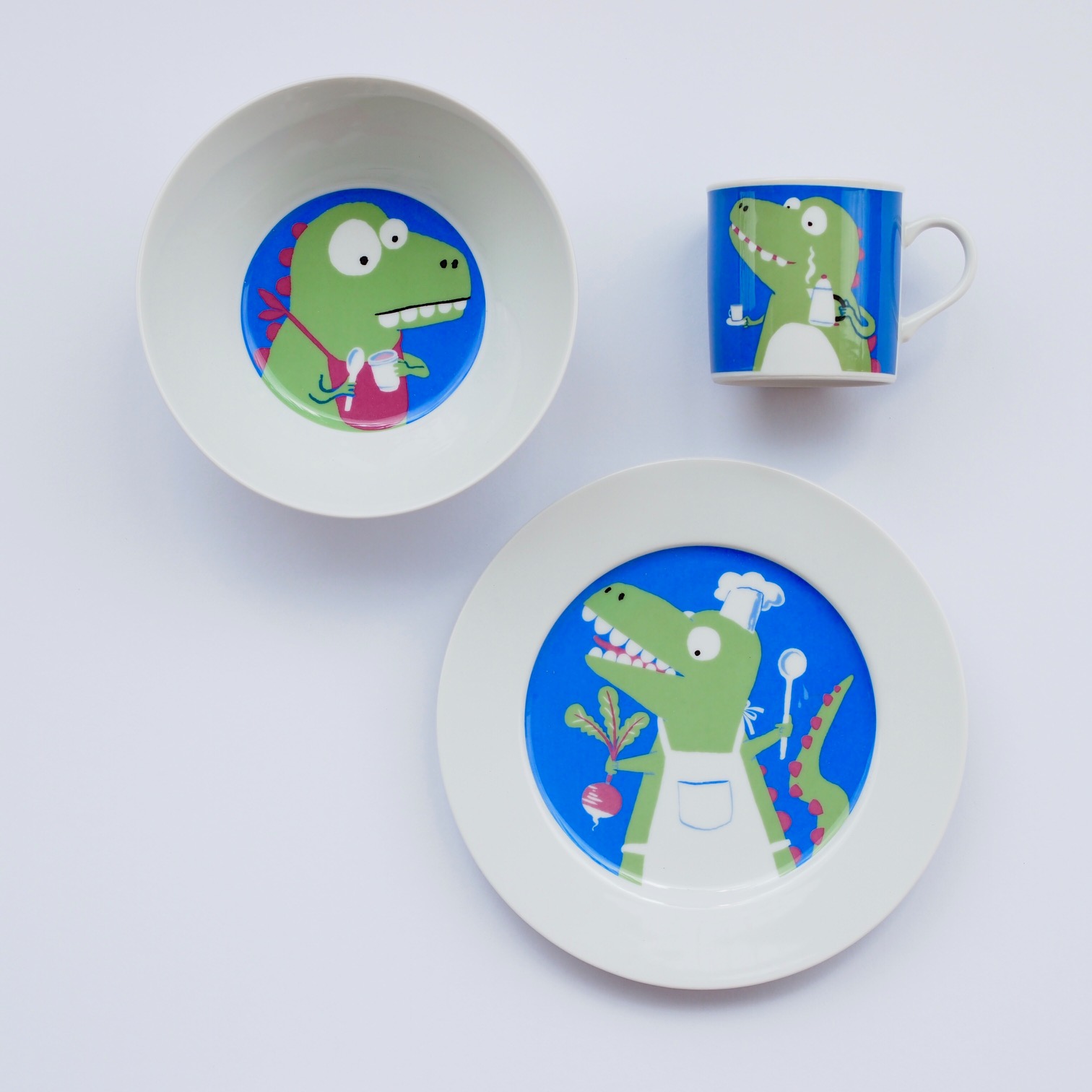 Sada porcelánu dinosaurus vaří